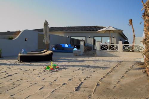 Dana Beach Resort, Dahran