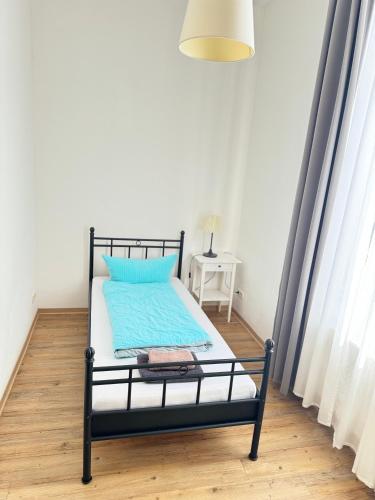 Apartment 3 image 3