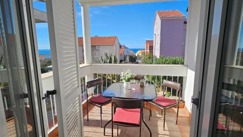 Apartments Gala Novalja - image 3