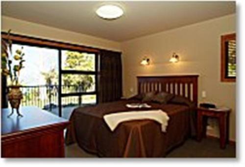 Oreti Village Resort Oreti Village Resort is perfectly located for both business and leisure guests in Turangi. Offering a variety of facilities and services, the hotel provides all you need for a good nights sleep. Serv