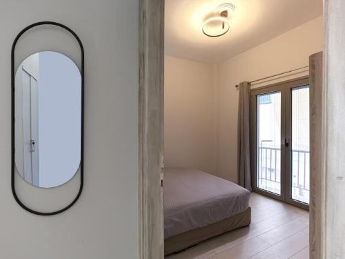 Koukaki 2 bedroom apartment - image 14