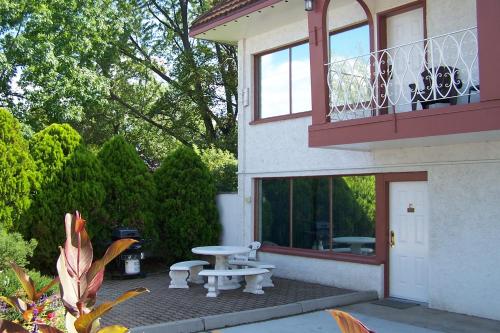 Facilities, Spanish Villa Resort in Penticton (BC)