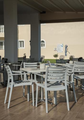 瑪麗亞濱海公寓式酒店 (Maria Mare Apart-hotel) in 阿爾格西