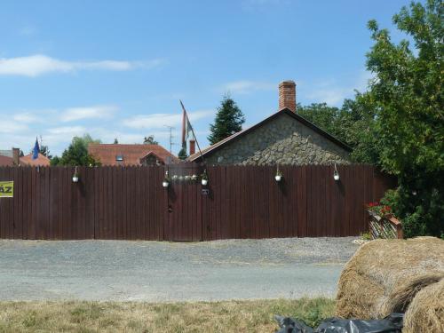  Ludad Kertekalja Vendégház, Pension in Gyöngyösfalu