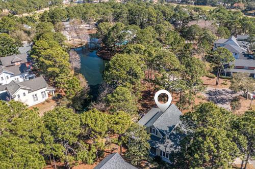 1299 Laurel Grove home in Destin, USA