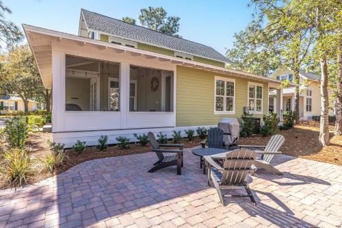1299 Laurel Grove home in Destin, USA
