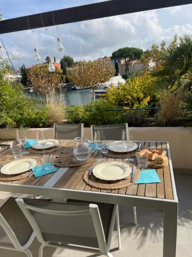 Apartment Port Grimaud - Location saisonnière - Grimaud