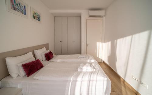 Amare Luxury Apartments - image 5