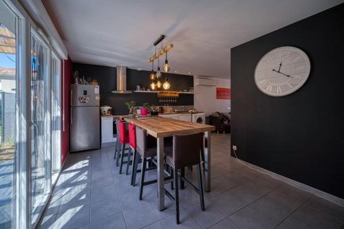 Charmante maison de Lotissement, 6 couchages gîte à louer Portes-lès-Valence