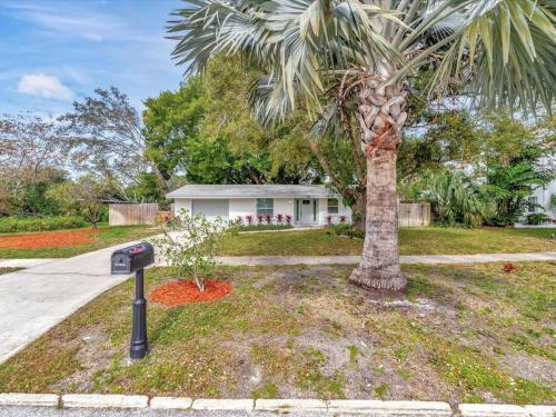 Bradenton Banyan Bungalow in Bradenton, USA