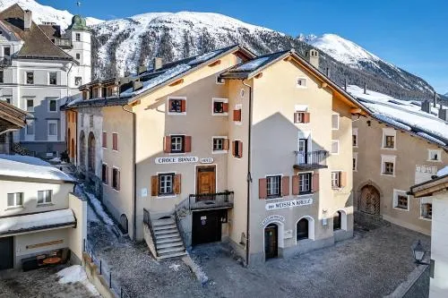 Weisses Kreuz - Crusch Alva in Samedan, Schweiz
