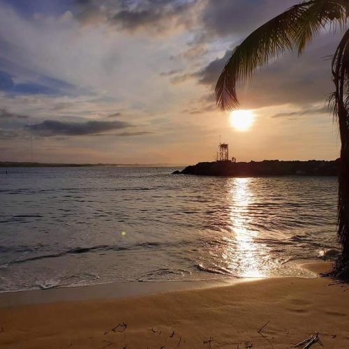 . Sweet Sunset II- Rompeolas Beach