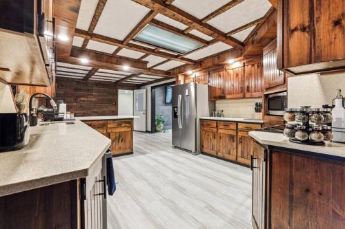 Luxury-Cabin Mount View *Gym*Game Room *Fire Place in Palmerton