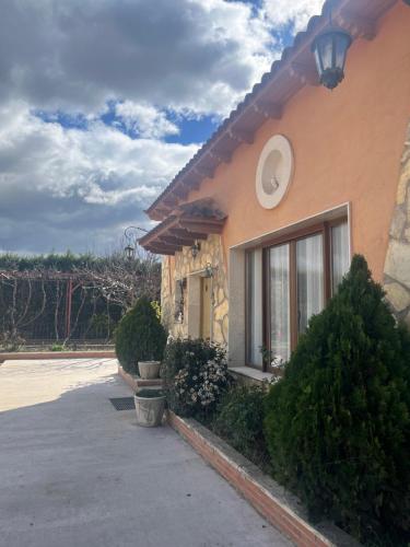 A szálláshely kívülről, Finca los Rosales de la Vega in Estremera