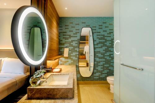 531543750 Holiday Inn Resort Samui Bophut Beach by IHG