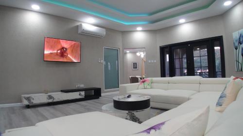 Golden Pear Villa-CR in Corinth