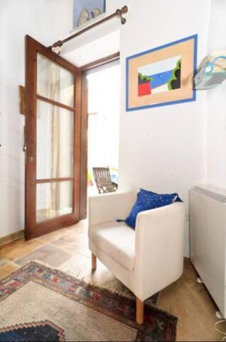 Studio in the Old City of Nicosia, Никосия (фото 5)