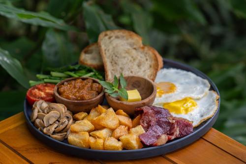 Driftwood Lombok Room Type - Double Room with Pool View