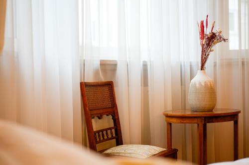 NEU - 4 Zimmer, 4 Betten, 5 Min zum HBF, Terrasse, 160qm, Augsburg (fotografie 6)