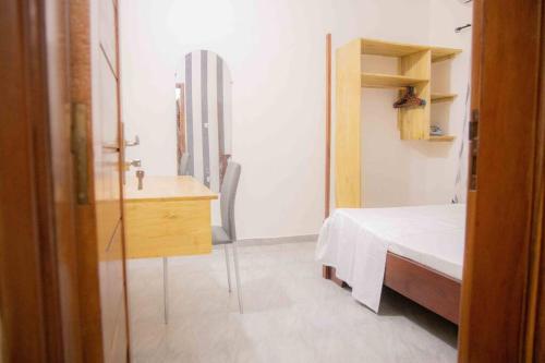 Charming 1-Bedroom Fidjrosse Akogbato