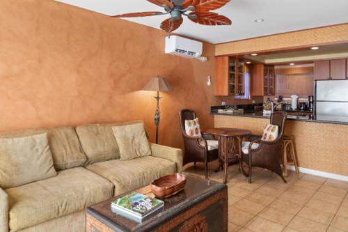 Orchid Suite in South Maui, across from the beach, 1 bedroom sleeps 4