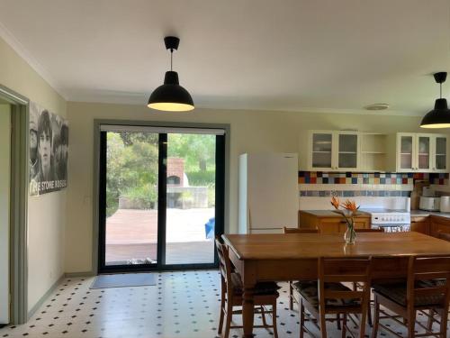 Létesítmények, Relaxing & beautiful Miner's cottage near Wilson’s Prom in Foster