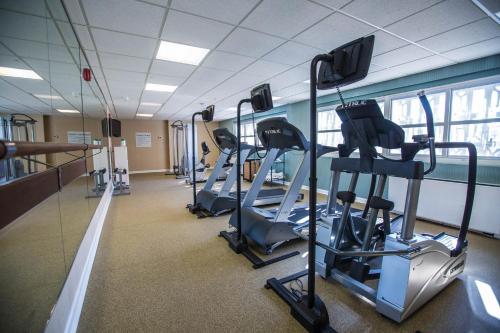 fitnesscentrum, Holiday Inn Express St. Louis Central West End By IHG near Saint Louis Science Center