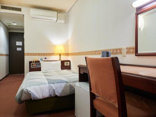 Double Room with Small Double Bed - Compact (Smoking)