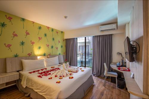 room detail thumbnail 1