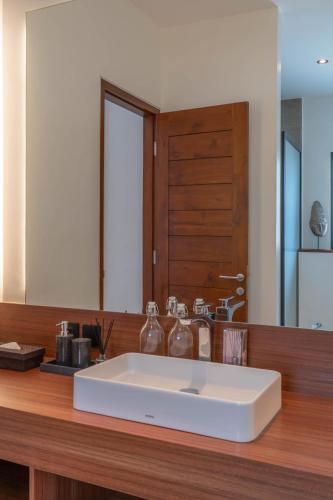 Villa room in Villa Luna : Brand New 4BR Villa With 180° Rice Field Views