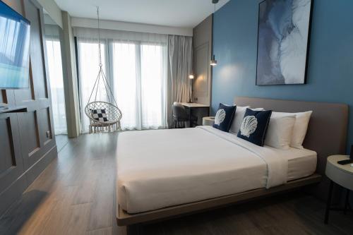 room detail thumbnail 0