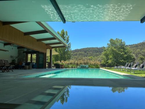 Exterior view of Blair Athol Estate Wollombi