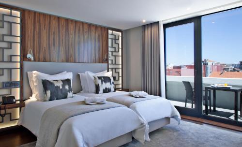 2 twin beds