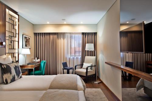 2 twin beds
