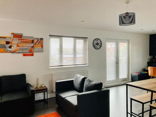 Spacious Newly Built Apartment - Colwyn Bay