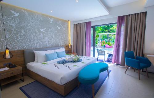 room detail thumbnail 1