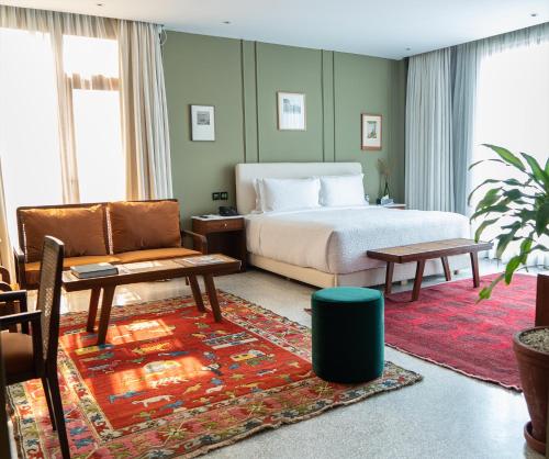 The Fred Hotel - image 11