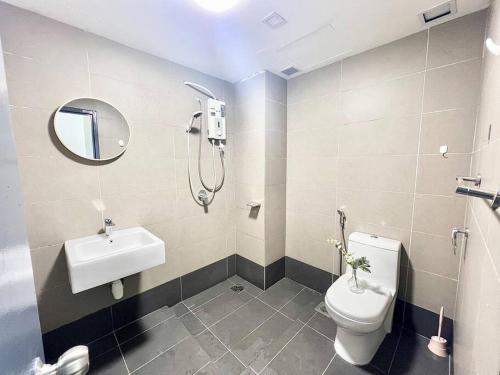 AS 1-6pax Atria Mall Cozy Studio 2QBeds Damansara - image 13