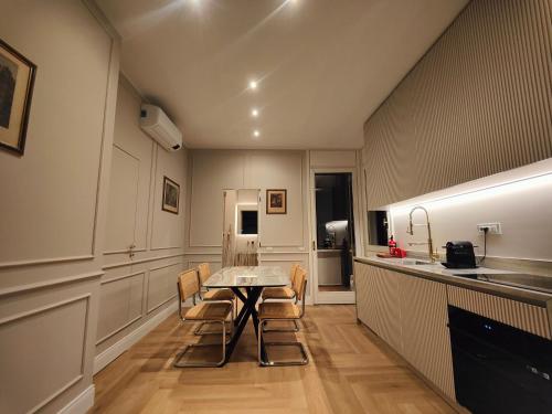 Ottoboni 2A Luxury Penthouse, Milano