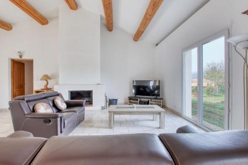 Entre Pins et Soleil - Maison avec piscine privée (Entre Pins et Soleil - Maison avec piscine privee) in Signes