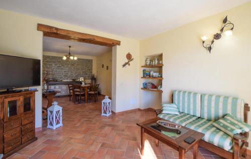 Amazing Home In Pian Del Ponte With Wi-fi