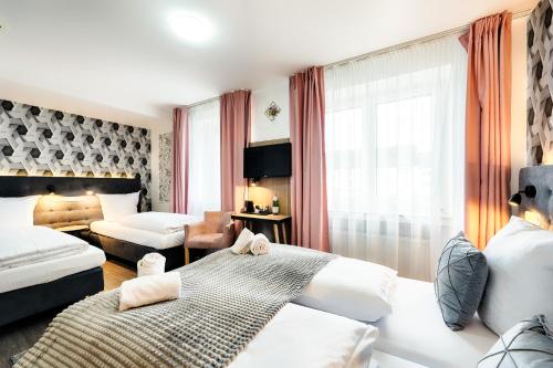 Home Hotel - image 4