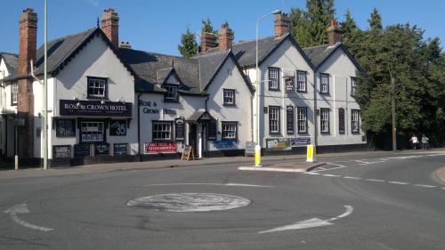 Rose and Crown Hotel - Accommodation - Haverhill