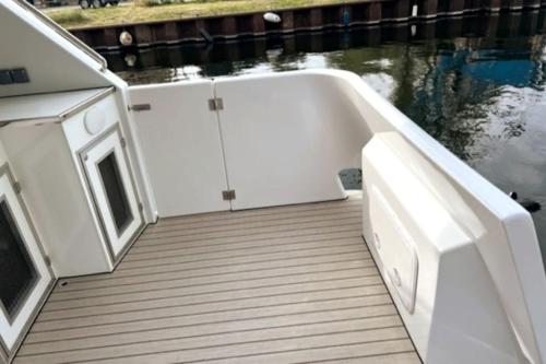 Luxus Hausboot mit Jacuzzi