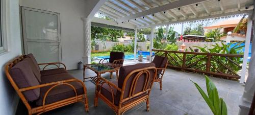 LA MAGDALENA in Long Mountain