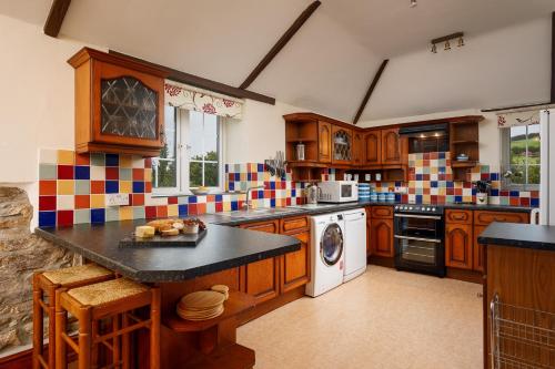 Kitchen, Lanjew Park in Withiel