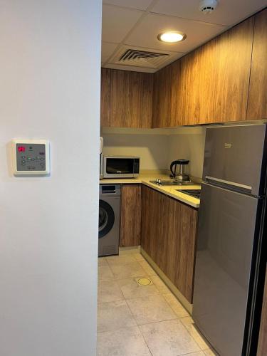 new furnished studio gardens st 329 - image 10