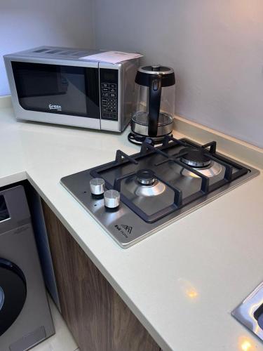new furnished studio gardens st 329 - image 13