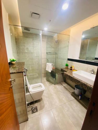 Apartment with Terrace image 7