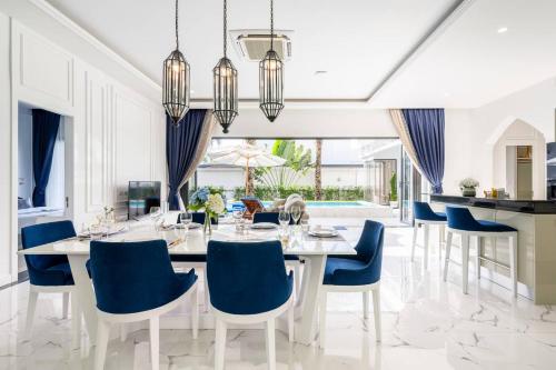 Menara - 3 BR Private Pool Villa - Moroccan Inspired - Bangtao Beach, Phuket (Foto 10)